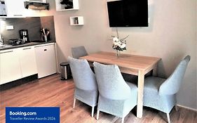 T2 moderne et calme Luchon centre proche tous commerces